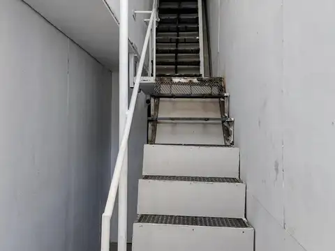 Oficina en Alquiler 60 años