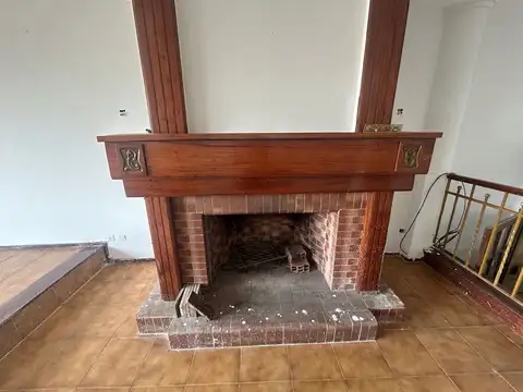 Depto Tipo Casa en Alquiler de 4 ambientes