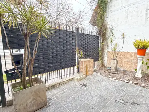 Depto Tipo Casa en Venta de 4 ambientes