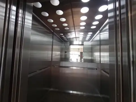 Alem al 900 Piso 10 amoblado