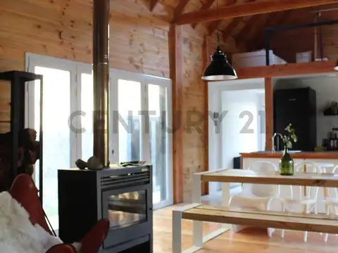 Casa en Venta con 3 cocheras