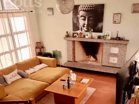 Casa 4 ambientes con 3 baños