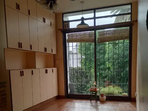 Depto Tipo Casa en Venta con 1 cocheras