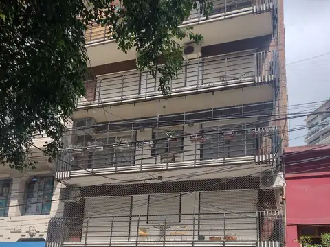 AGRADABLE 2 AMBIENTES LATER M/LUM APT/PROFES