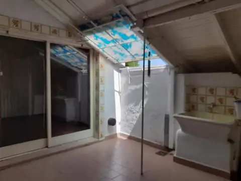 Depto Tipo Casa en Venta 35 años