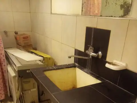 Galpon en Venta en Villa Luro, USD 235.000