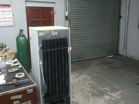 Galpon en Venta en Villa Luro, USD 235.000