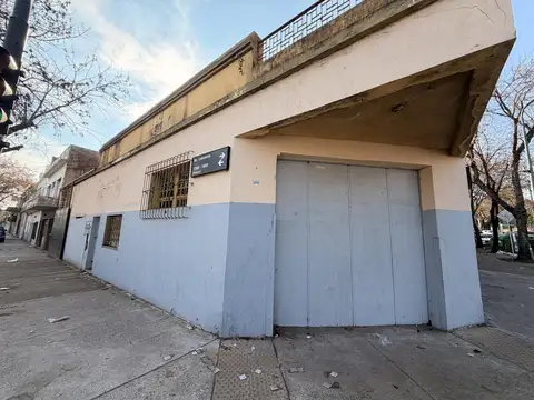 Galpon en Venta 26  mts Fondo
