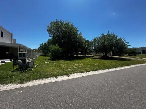 Terreno en Venta de 1243,0 m2