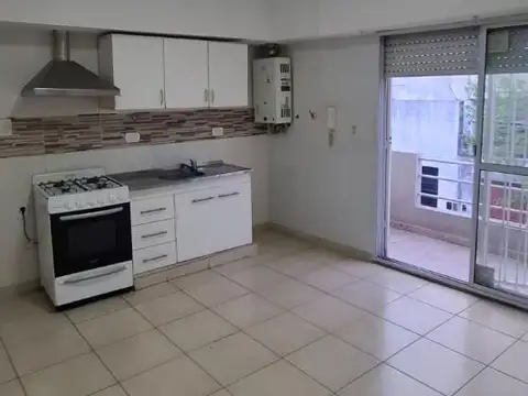 Alquiler de departamento 2 ambientes en Mataderos 