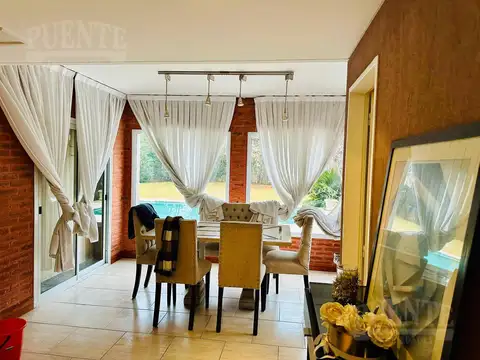 Casa en Venta en Solar Del Bosque, USD 259.000