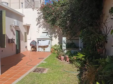 Casa en Venta en Alberdi, USD 210.000