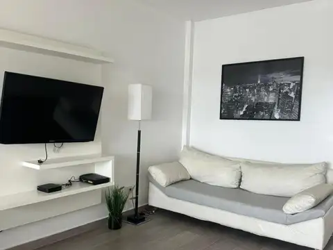 Departamento en Alquiler con 1 cocheras