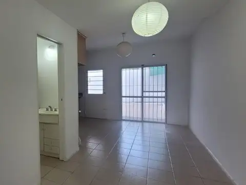 Depto Tipo Casa en Alquiler 35 años