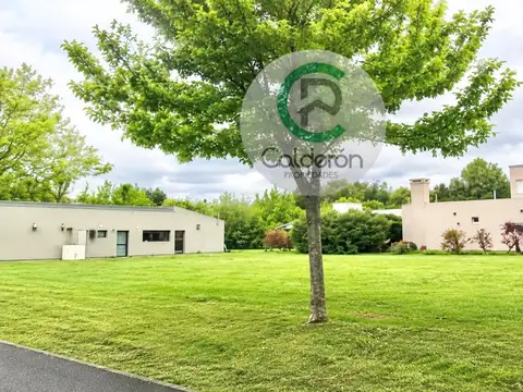 Terreno Lote  en Venta en La Cesarina PERMUTA