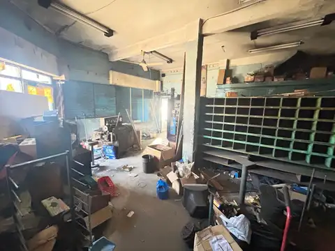 Local en Venta en Munro, USD 295.000