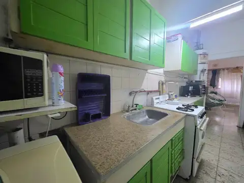 Venta casa 6 ambientes, Barrio Libertad