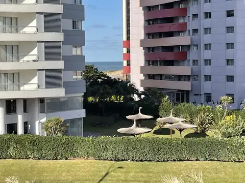 Departamento en Venta en Playa Brava, USD 155.000