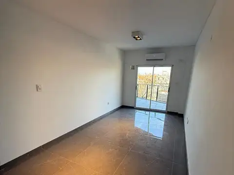 Departamento en Alquiler en Villa Saenz Peña, $ 800.000