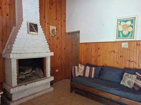 Depto Tipo Casa en Venta con 1 cocheras