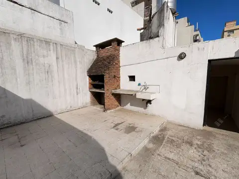 VENTA PH 6 AMB ENTRADA INDEP TERRAZA PROPIA FLORES
