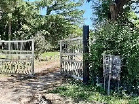 Quinta en venta - 5 Dormitorios 3 Baños - Sierra de Los Padres