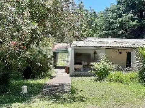 Quinta en venta - 5 Dormitorios 3 Baños - Sierra de Los Padres