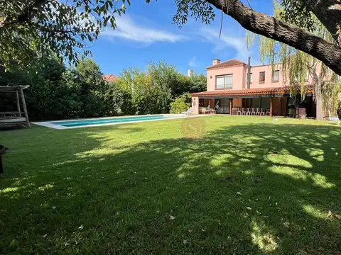 Casa en Venta de 4 dormitorios