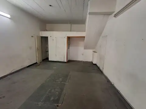 Local en Alquiler en Jose Leon Suarez, $ 450.000