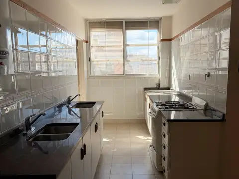 Departamento 5 ambientes con 1 baño