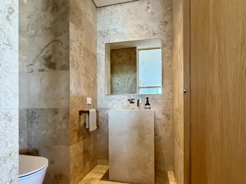 Depto Tipo Casa 7 ambientes con 4 baños