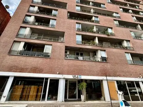 AV.CANDIDO CARBALLO 164 , Piso 1