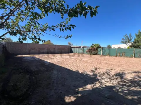 VENTA DE LOTE EN GUAYMALLEN