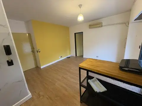 Departamento en Alquiler en Sarandi, $ 500.000