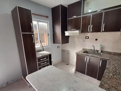 Venta Duplex 4 amb c/ cochera. Aires de Quilmes.
