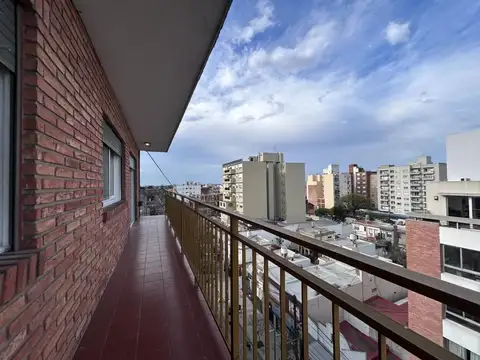 Departamento en Alquiler en Castelar, $ 1.300.000