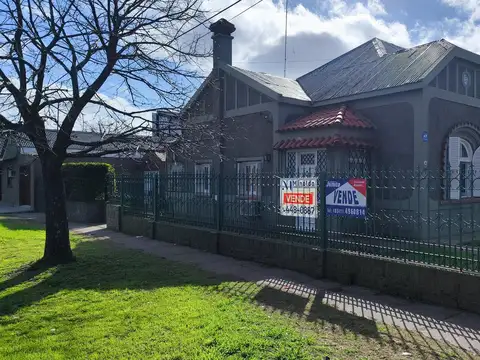 Venta Casa Roldan 3 dormitorios 2 baños   Comodín