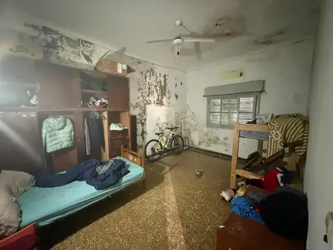 Venta - Casa a Refaccionar/Demoler - Santa Fe