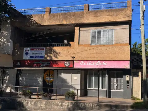 VENDO CASA SOBRE AV ROCA CASI ESQUINA ALEM