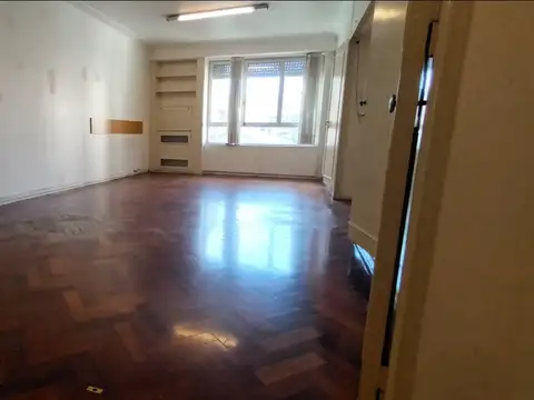 Oficina en Alquiler en Barrio Norte, $ 550.000