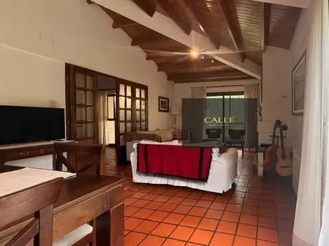 Casa en Venta en Mendoza, USD 270.000