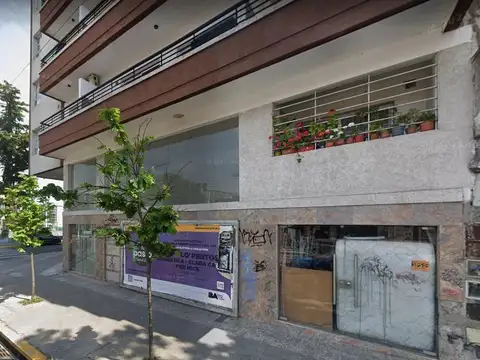 Local en esquina - en venta y ó alquiler - Villa Real / Villa Devoto