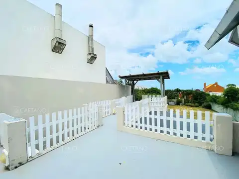 Casa en Alquiler Temporal en Montoya, USD 7.000