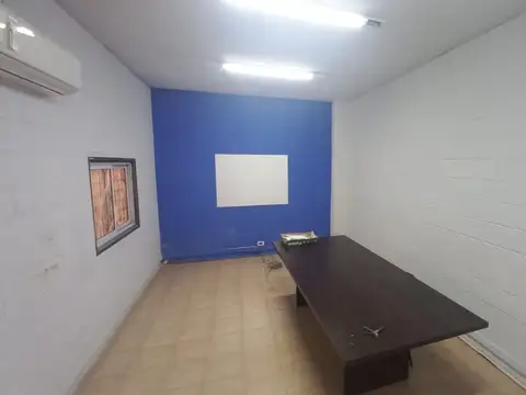 VENTA DE IMPORTANTE PREDIO COMERCIAL - LOGISTICO