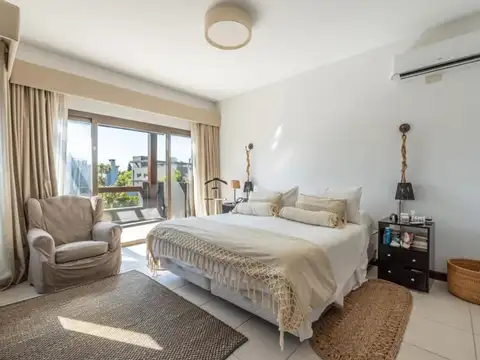 Imponente Casa 310 mt2 Cubiertos en La Alameda Nordelta