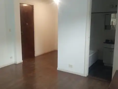 Depto Tipo Casa en Alquiler al Este