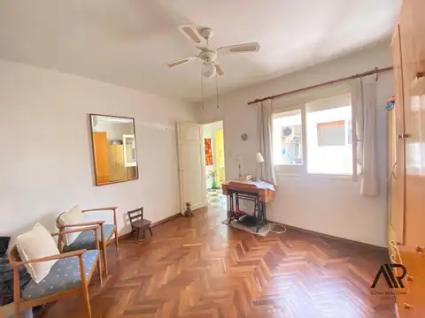 Departamento en Venta 70 años