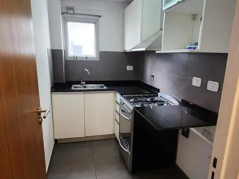 Departamento en Alquiler con 1 cocheras
