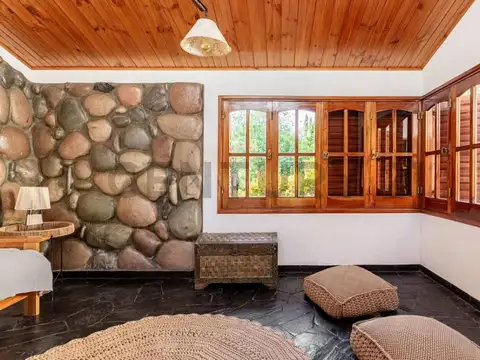 Casa en Venta en Chacras De Coria, USD 420.000