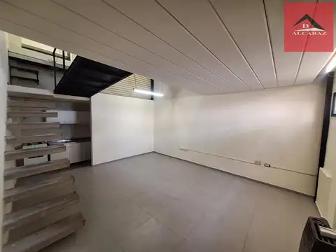 Depto Tipo Casa en Alquiler de 2 ambientes